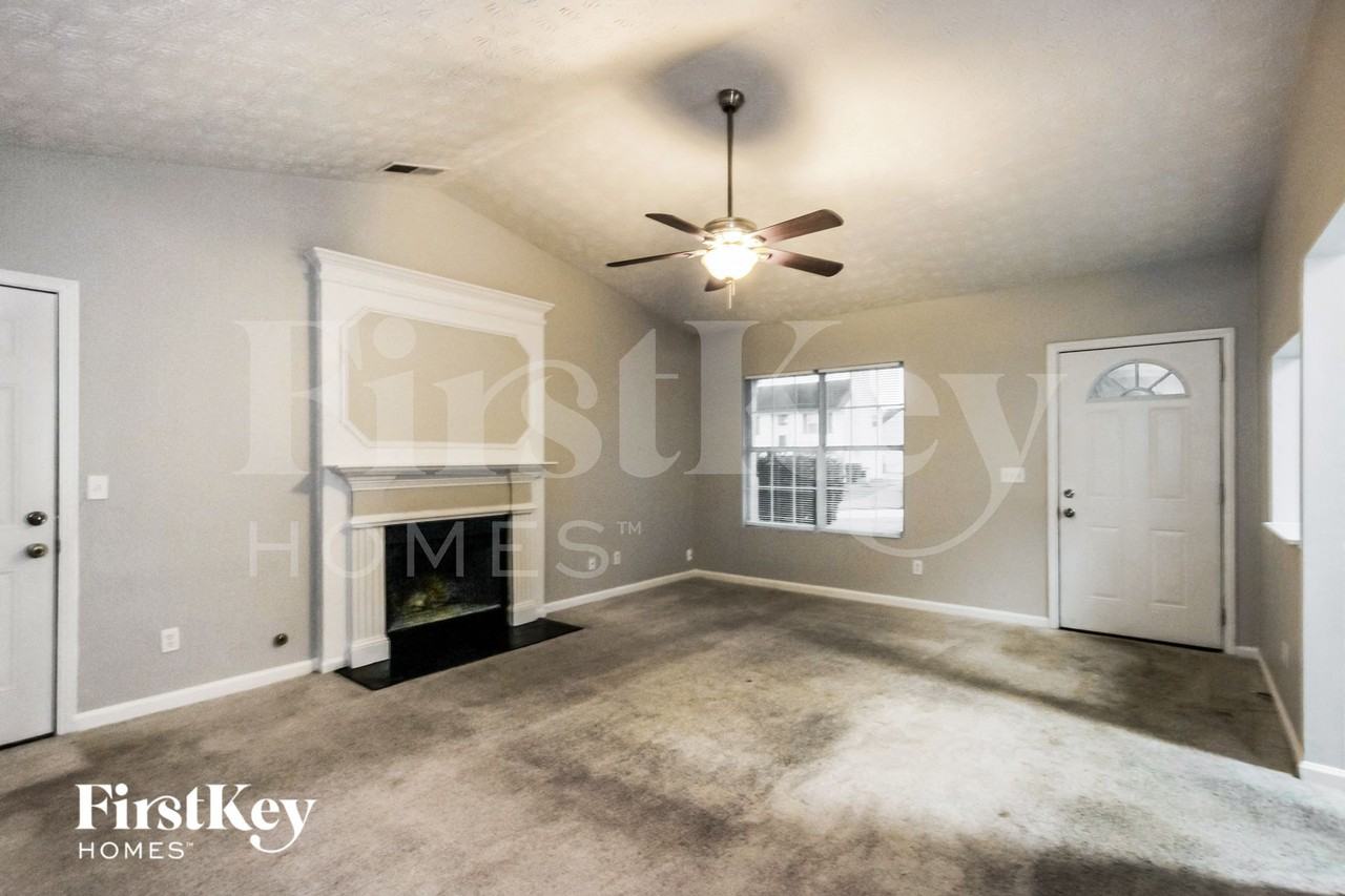 3342 Crestview Ct - Photo 6 of 15