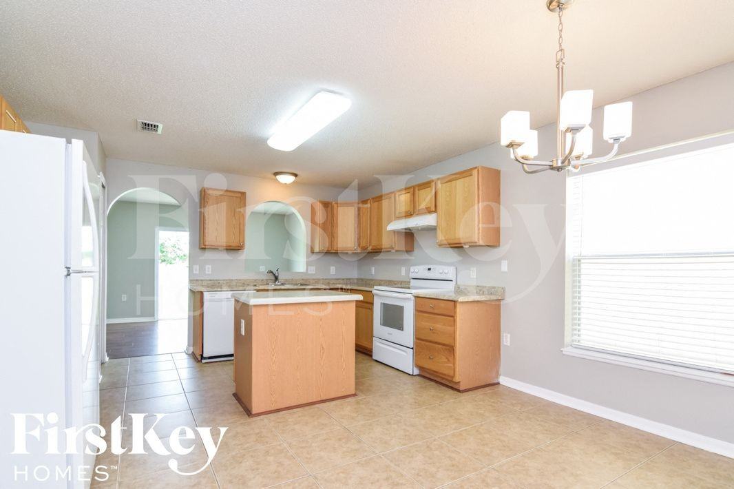 2973 Whispering Trails Dr - Photo 5 of 15