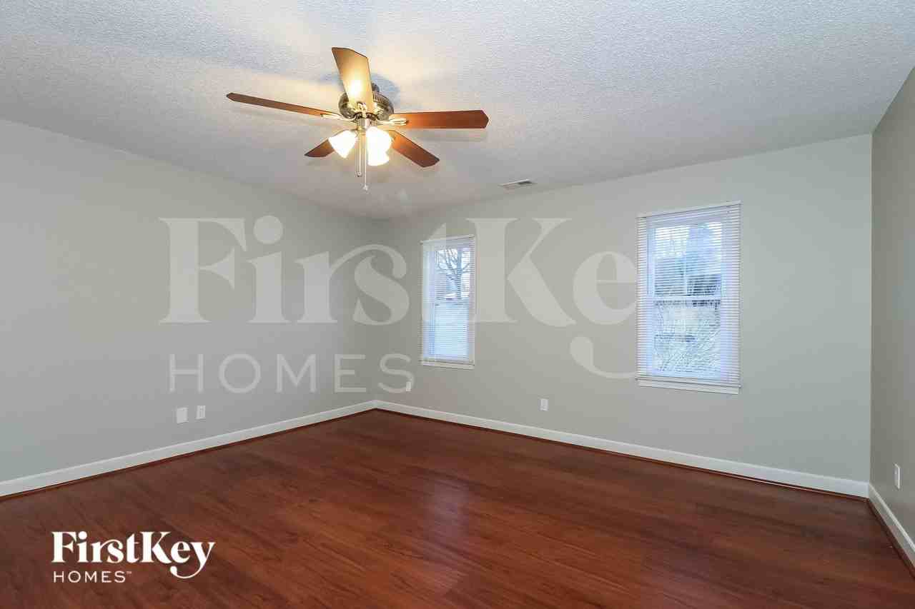 2328 Pebble Creek Rd - Photo 7 of 15