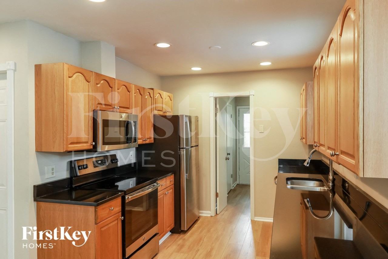 1806 Alder Dr - Photo 6 of 15