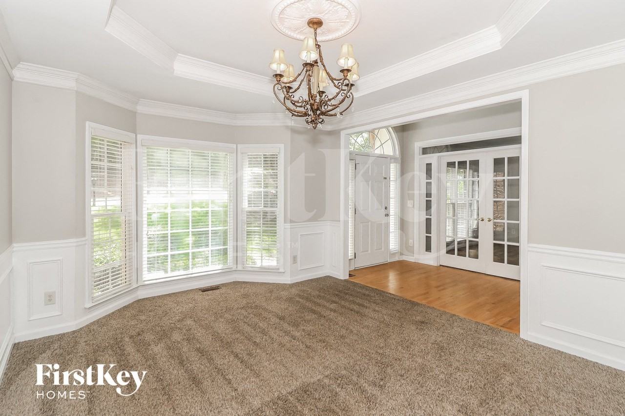 1557 Grove Arbor Ter - Photo 3 of 14