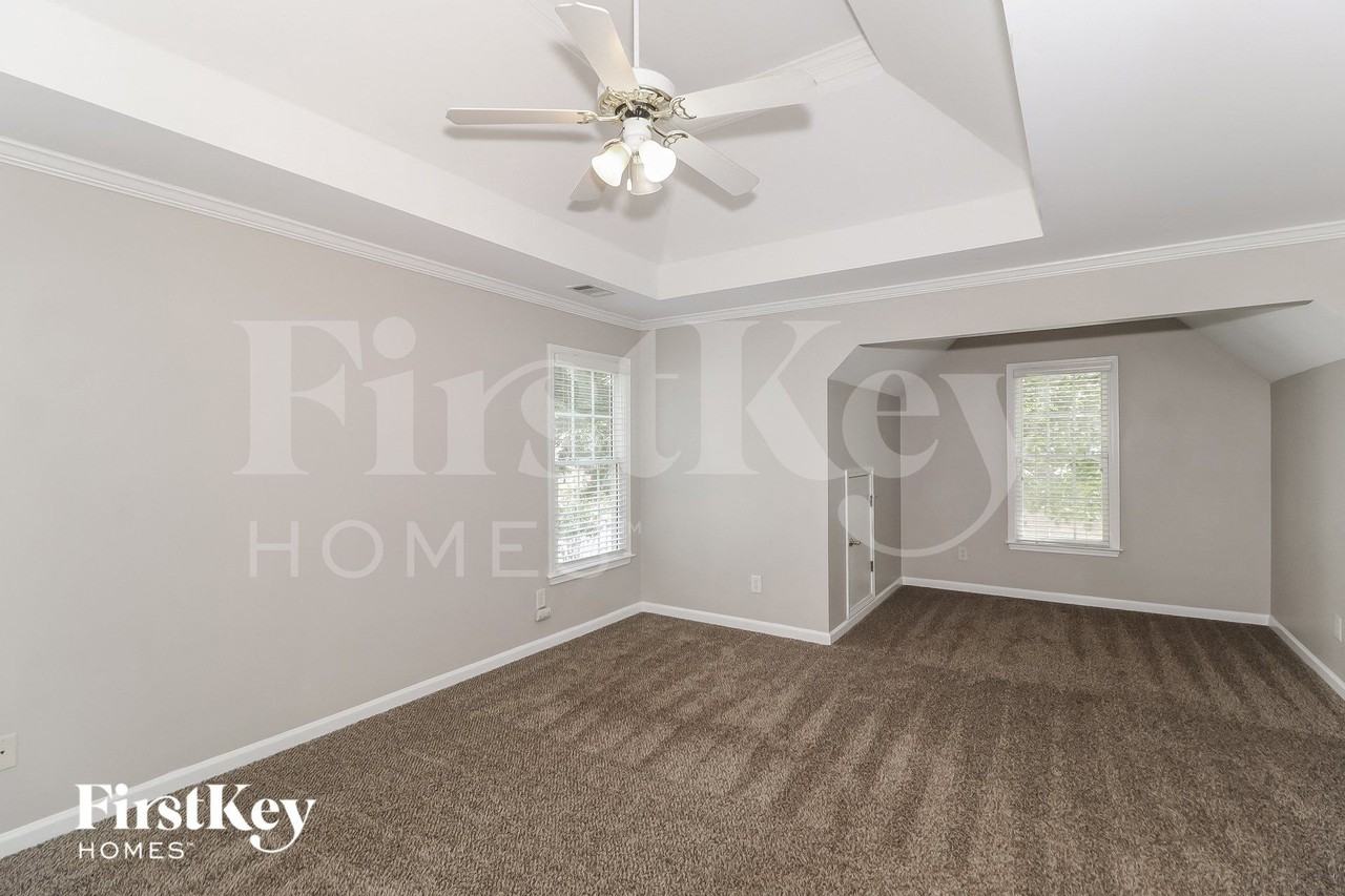 1557 Grove Arbor Ter - Photo 7 of 14