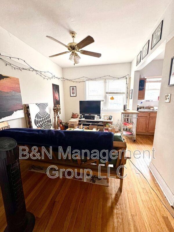 1057 W Dakin St #2 - Photo 3 of 9