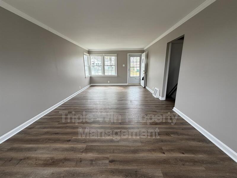 1205 Nectar Dr - Photo 3 of 21