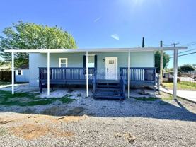 15914 Dauchy Ave - Photo 1 of 1