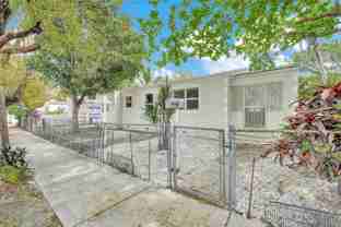 299 Nw 43rd St #1 - Photo 1 of 1