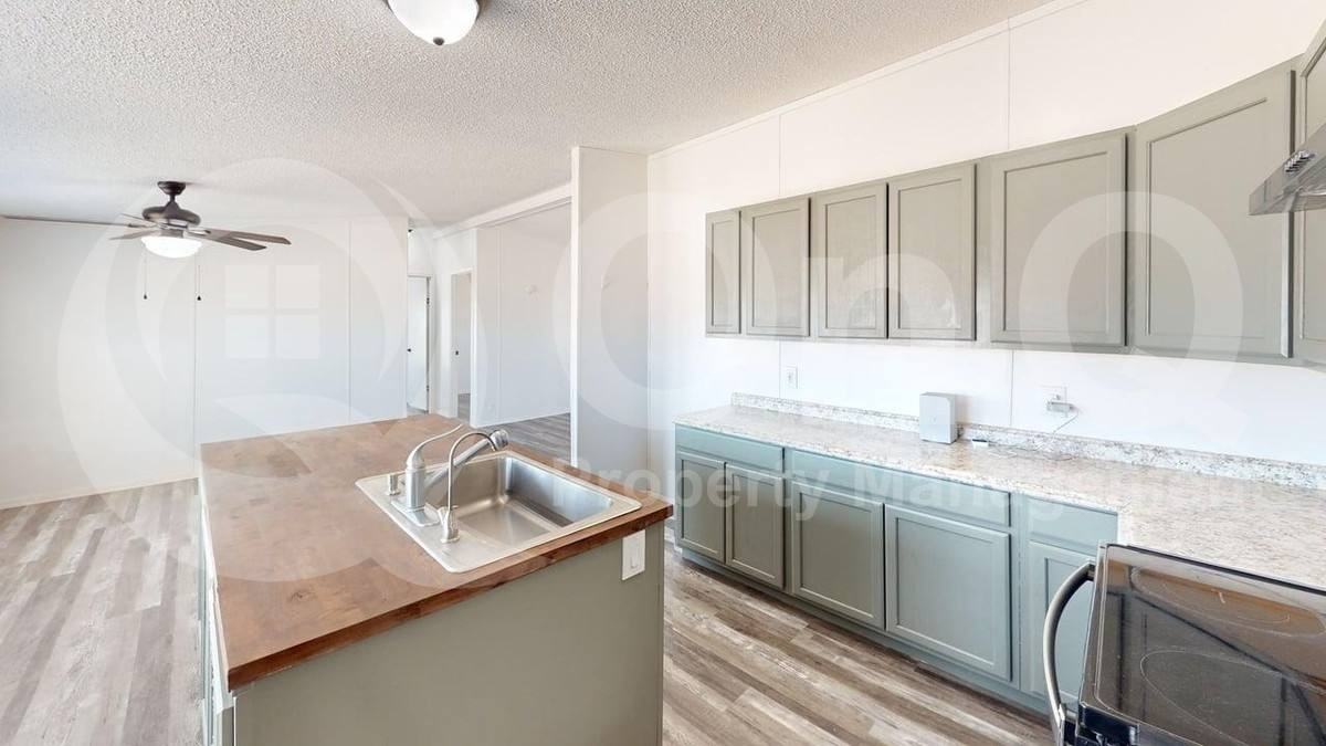 8393 S Marstellar Rd - Photo 2 of 10