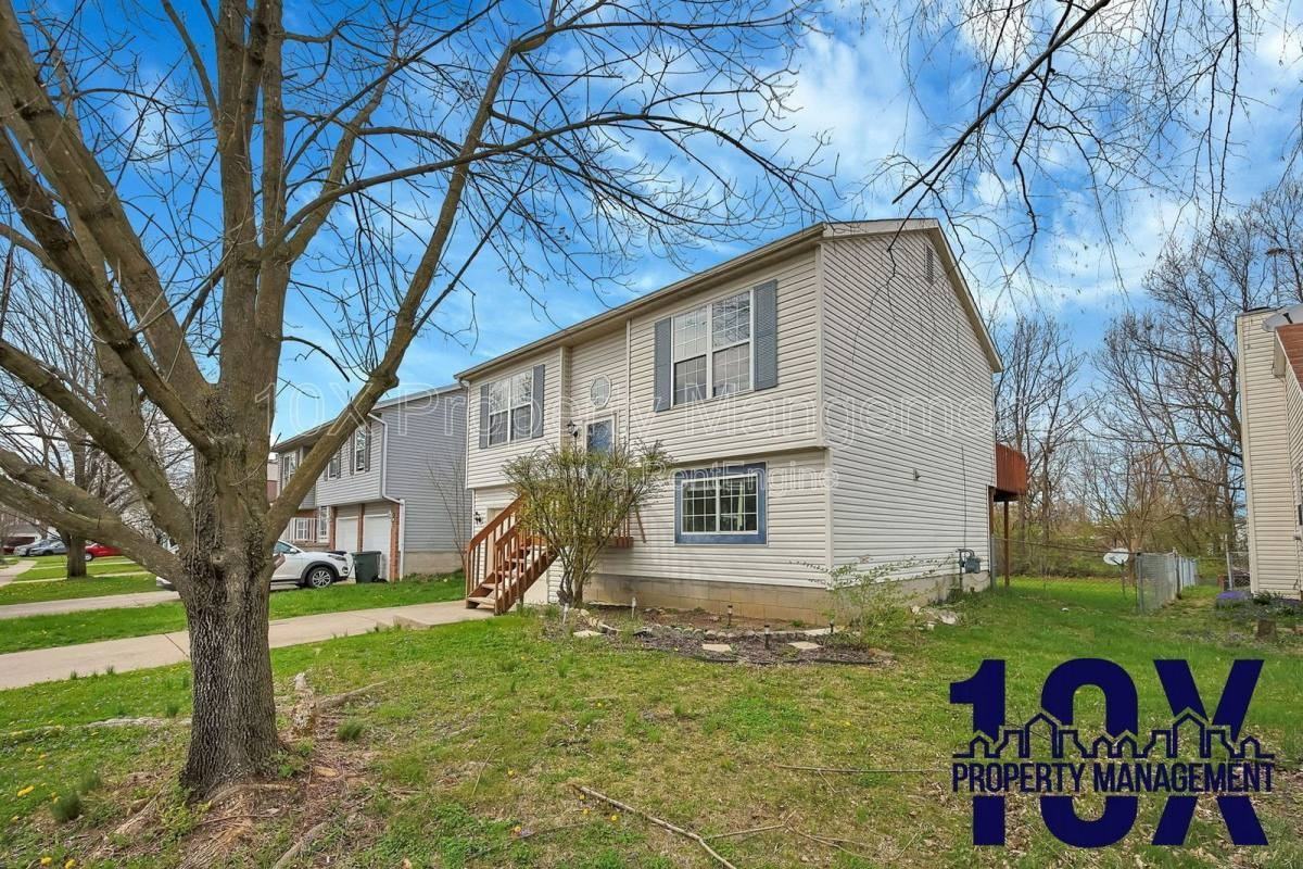 1080 Viewpointe Dr - Photo 2 of 10
