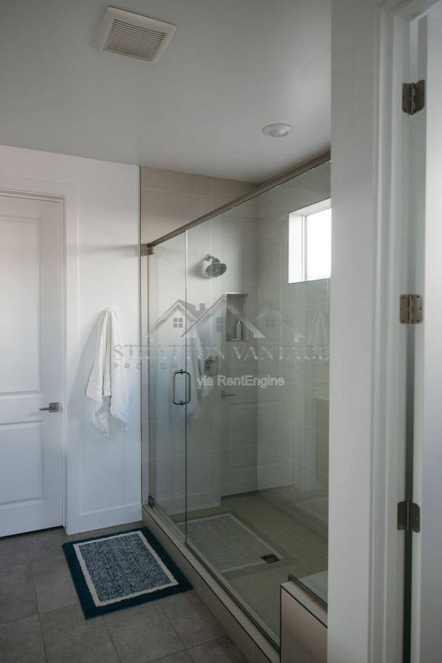 10262 E Utah Ave - Photo 2 of 10