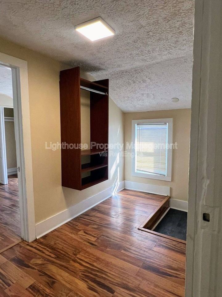 E N Ave #2 - Photo 2 of 10