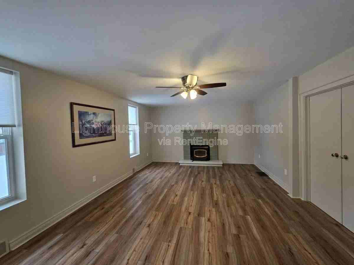 12634 L Dr N - Photo 6 of 10