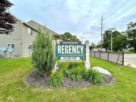 featured image of 860 Marquette Ave #15