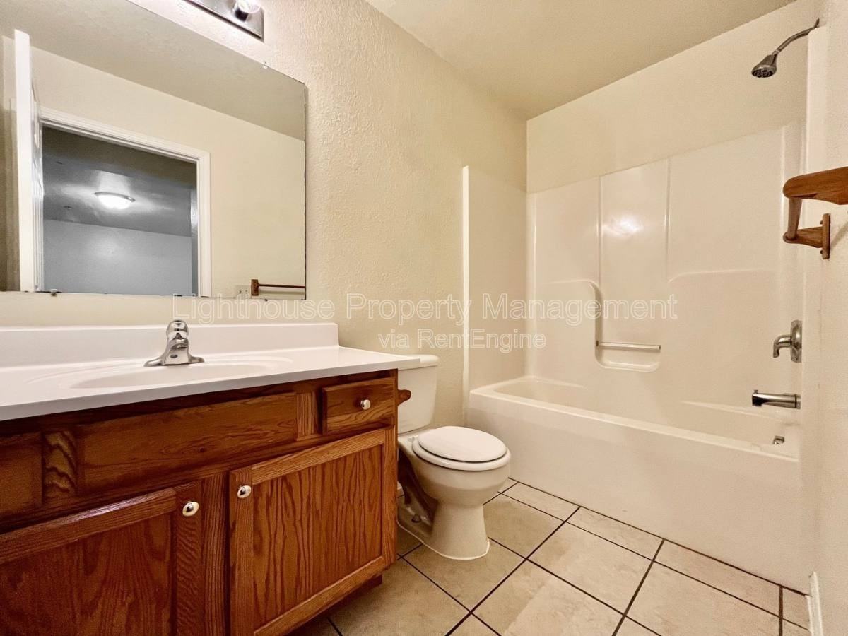 860 Marquette Ave #15 - Photo 5 of 10