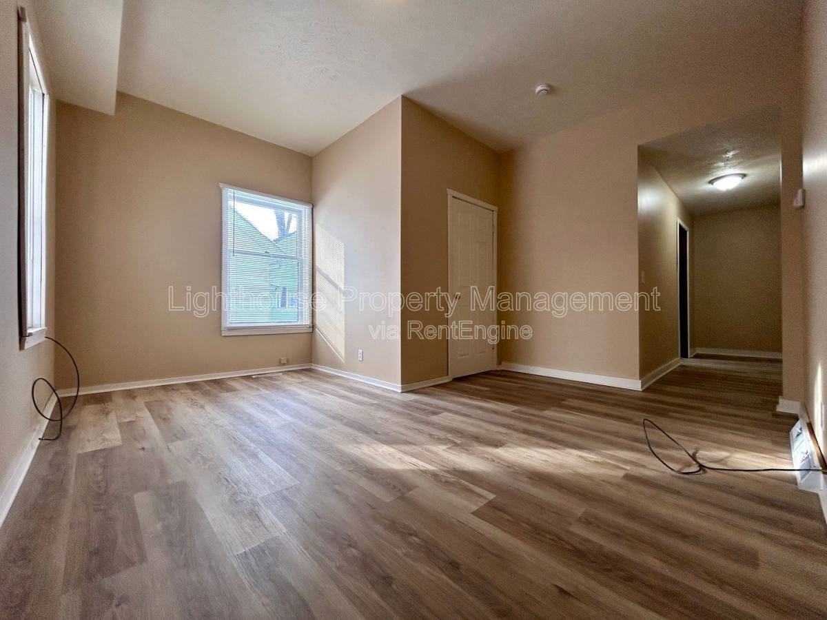 514 E Center St #2 - Photo 2 of 8