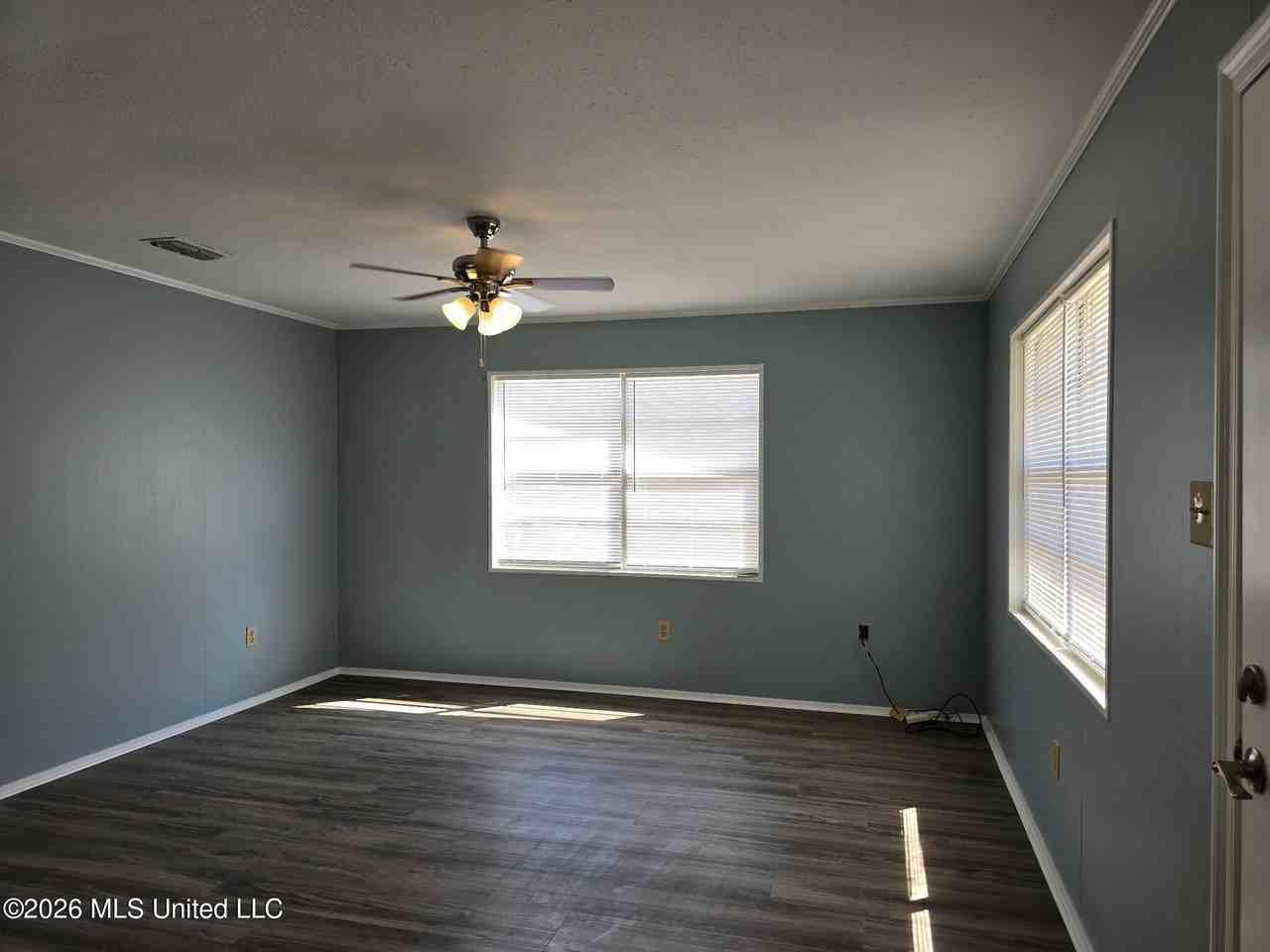 188 Saint Paul St - Photo 3 of 20