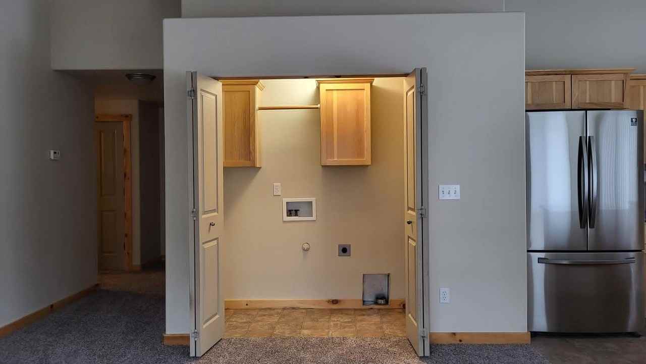 16441 Heath Dr - Photo 5 of 13