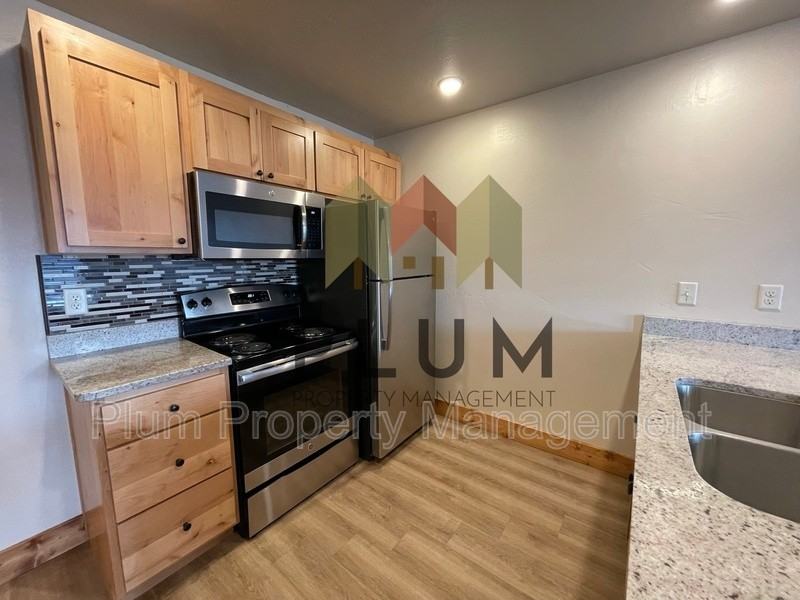 1245 Waverly St #202 - Photo 2 of 13