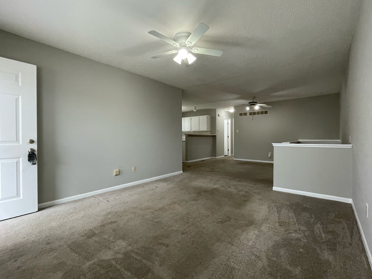 295 Highland Village Dr - Photo 6 of 21