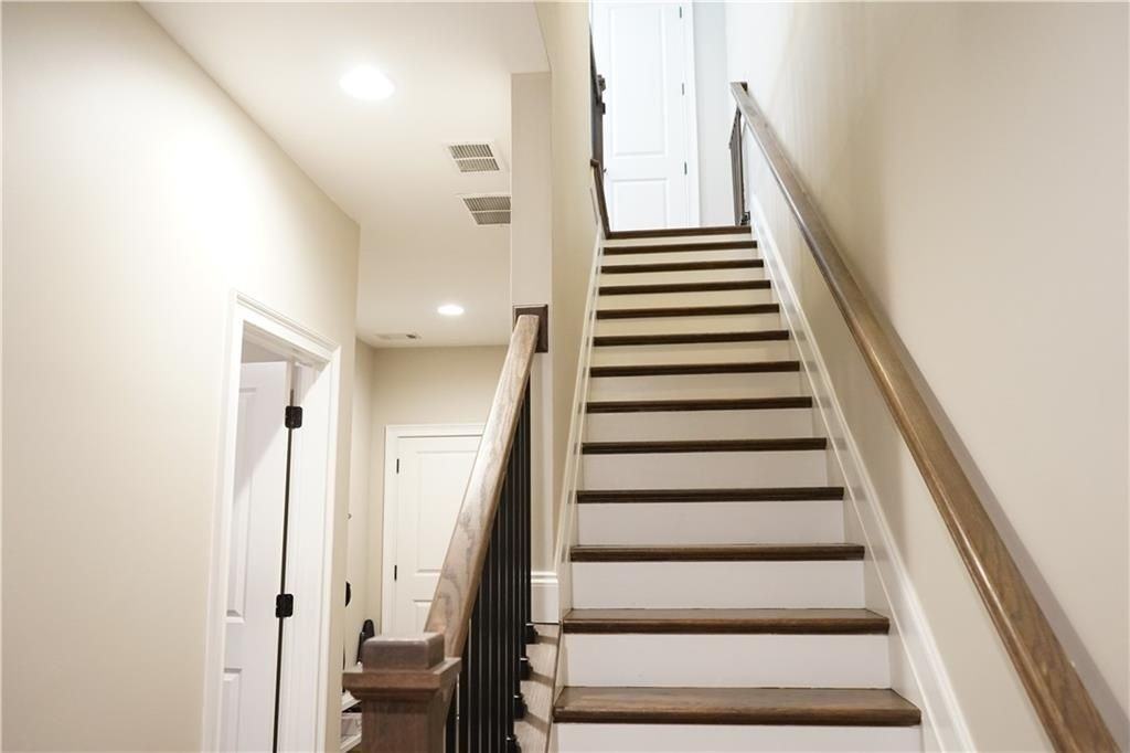 6588 Aria Village Dr - Photo 4 of 41