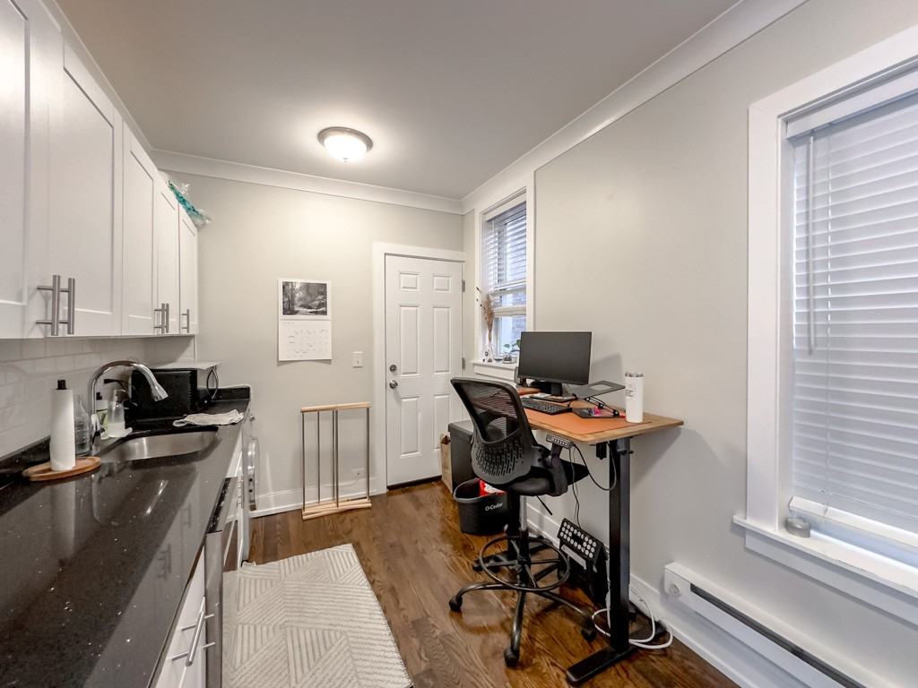 648 W Roscoe St #2N - Photo 5 of 21