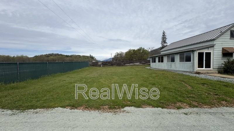 6201 Highland Ave - Photo 3 of 38