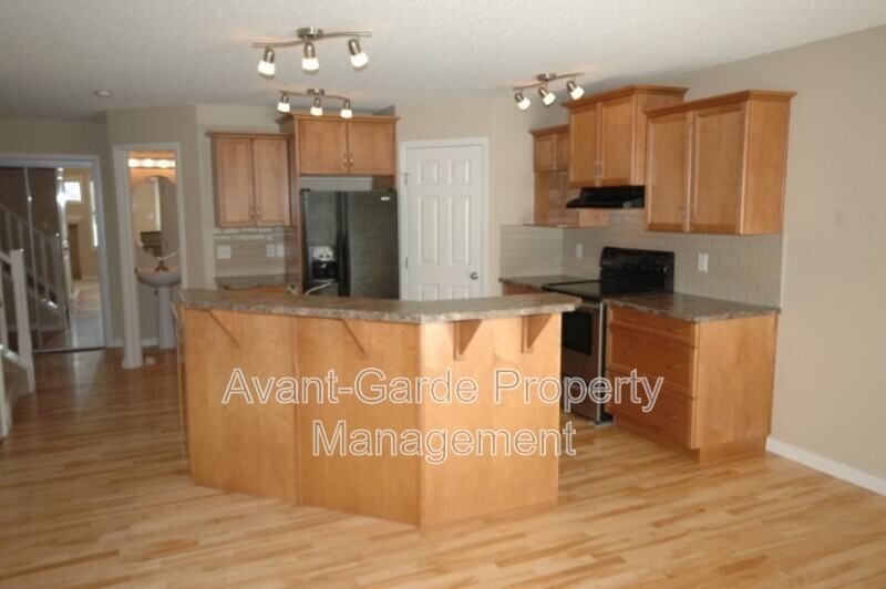 17011 74 St Nw - Photo 4 of 29