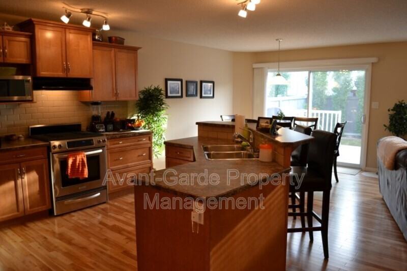 17011 74 St Nw - Photo 5 of 29