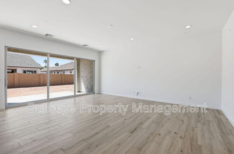 2517 E Presidio St - Photo 4 of 47