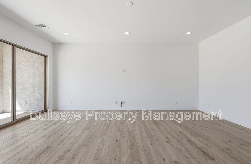 2517 E Presidio St - Photo 5 of 47