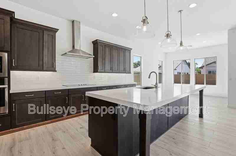 2517 E Presidio St - Photo 7 of 47