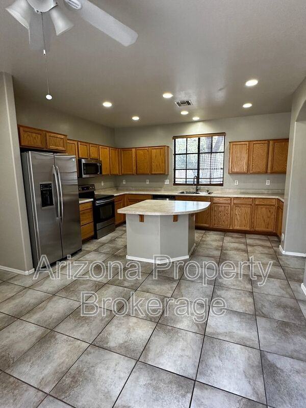 2364 W Dusty Wren Dr - Photo 7 of 47