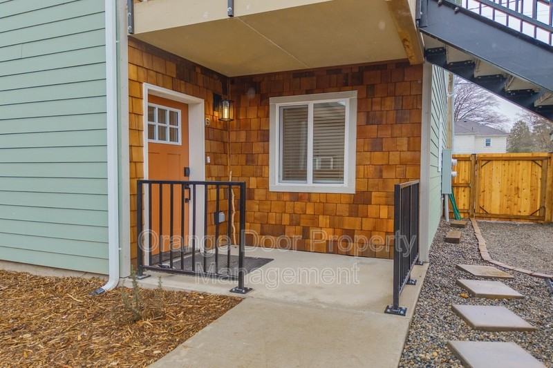 3623 S J St #B - Photo 3 of 38