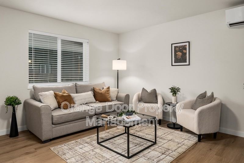 3623 S J St #B - Photo 6 of 38