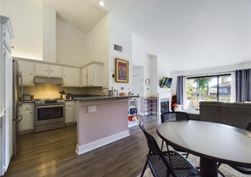 13110 Creek View Dr #205 - Photo 3 of 10