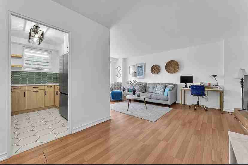 5700 Arlington Ave #5D - Photo 3 of 10