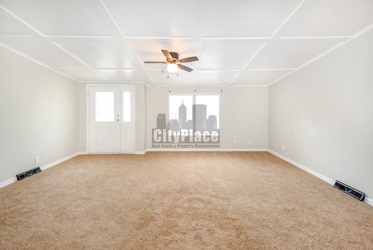 2841 W Ray St - Photo 7 of 27