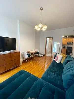 138 W 70th St - Photo 7 of 10