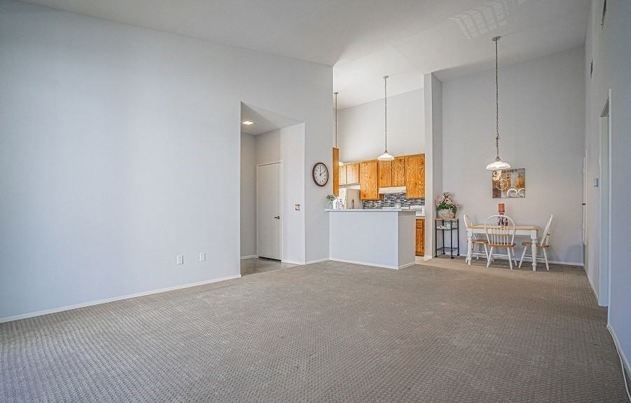 10511 Lakeside Dr S - Photo 6 of 14