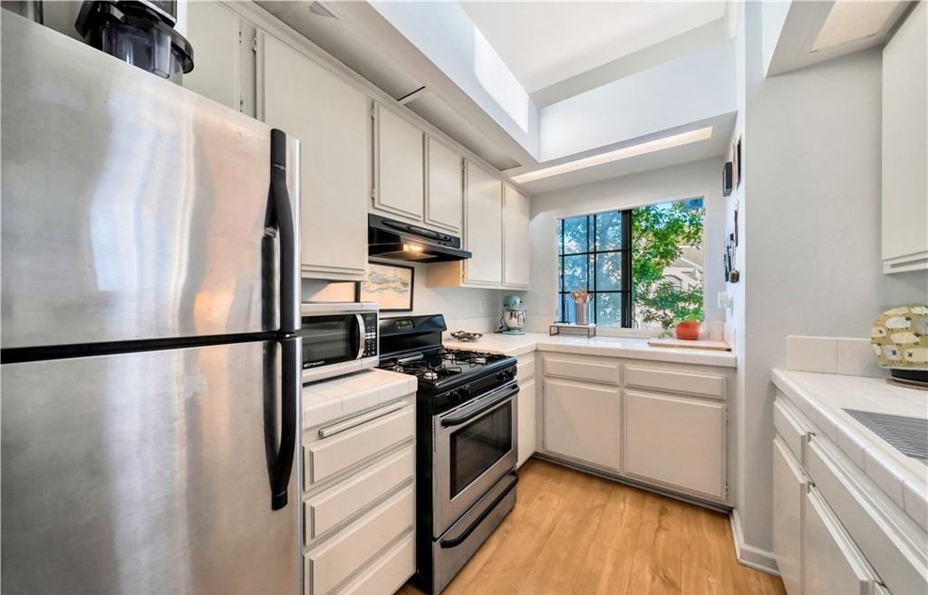 20092 Bayfront Ln - Photo 7 of 21