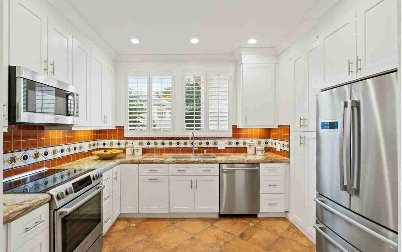 110 W 3rd Ave - Photo 2 of 20