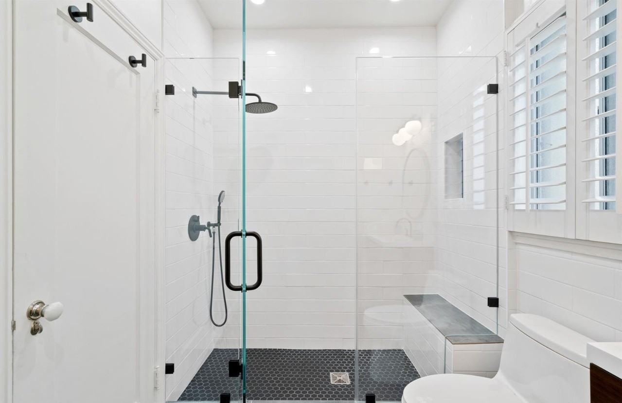 110 W 3rd Ave - Photo 6 of 20