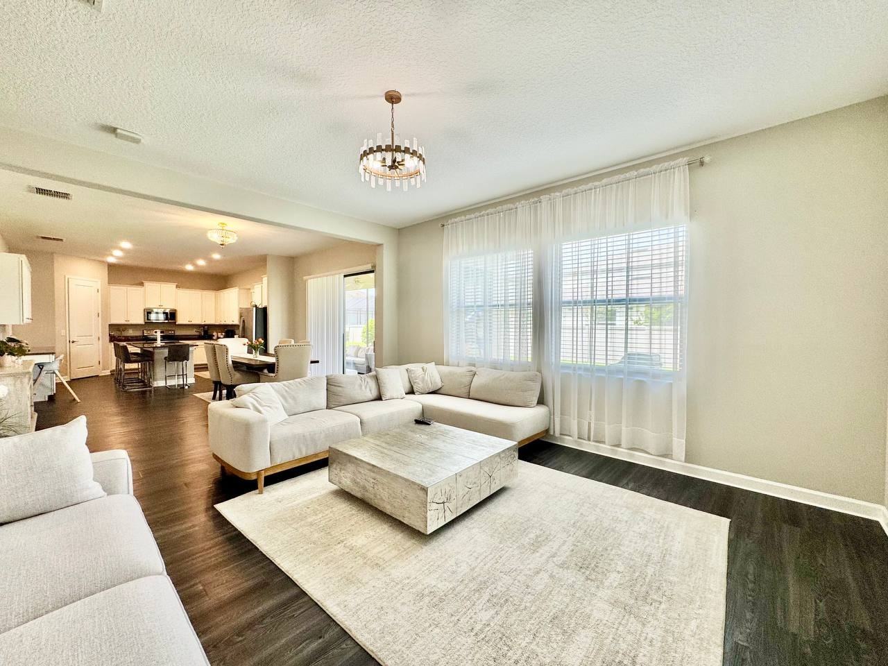 2854 Hilliard Dr - Photo 7 of 45