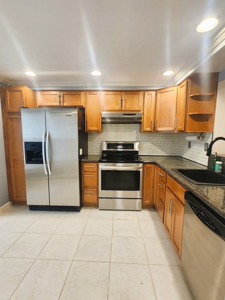 9533 Quarry Bridge Ct - Photo 4 of 17