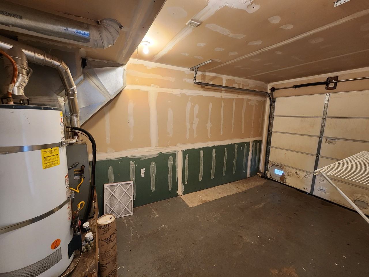 3529 Greenfield Dr - Photo 3 of 14