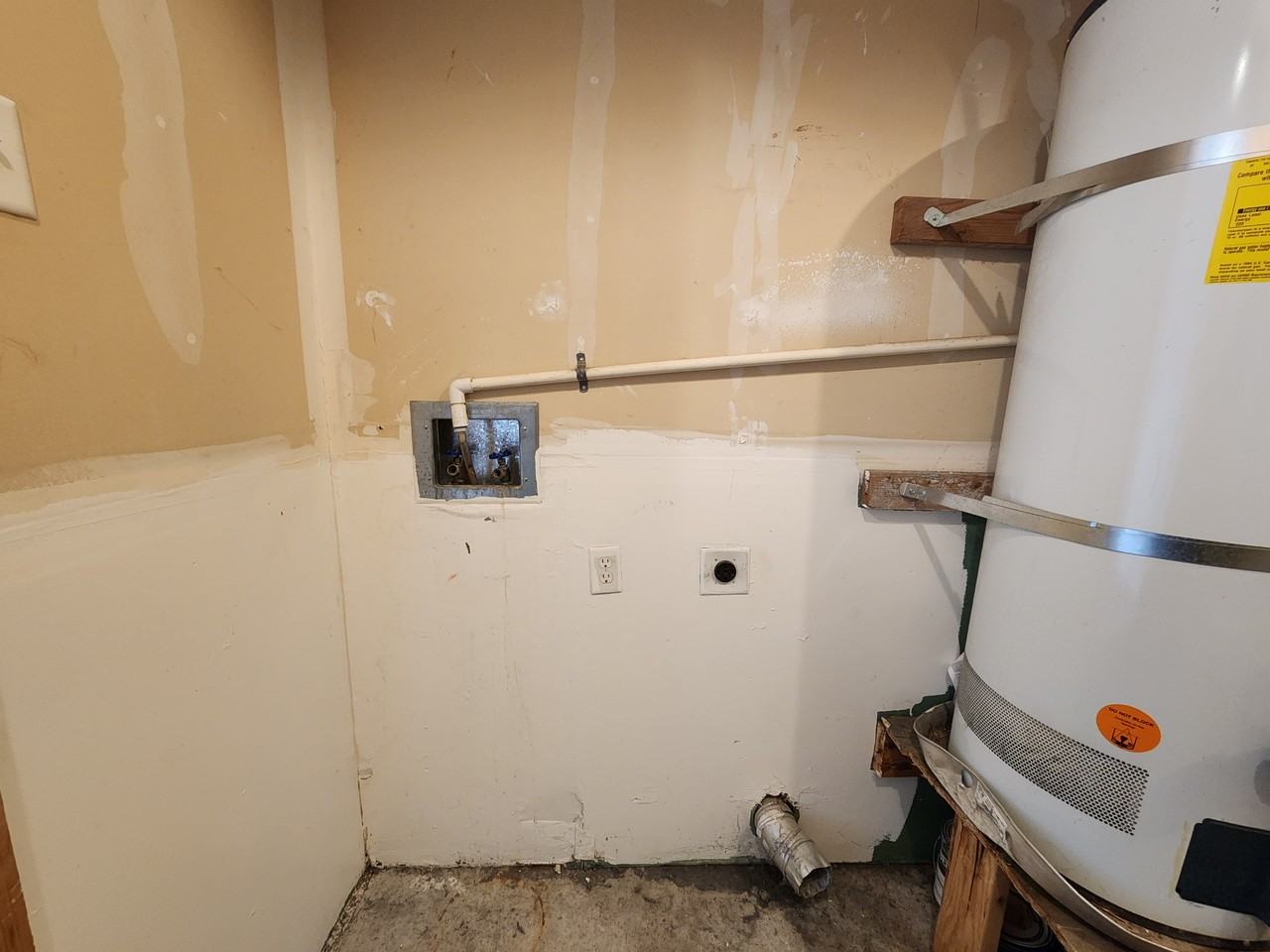 3529 Greenfield Dr - Photo 4 of 14