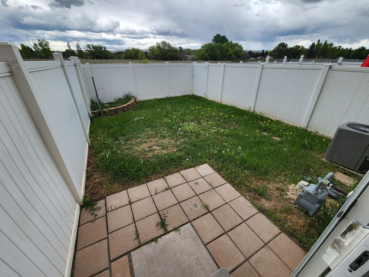 3529 Greenfield Dr - Photo 7 of 14