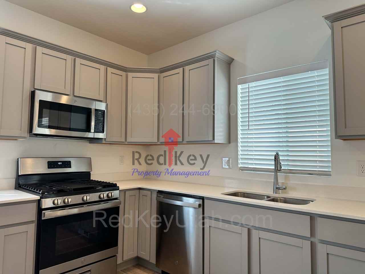 1118 W Osprey Dr - Photo 5 of 26