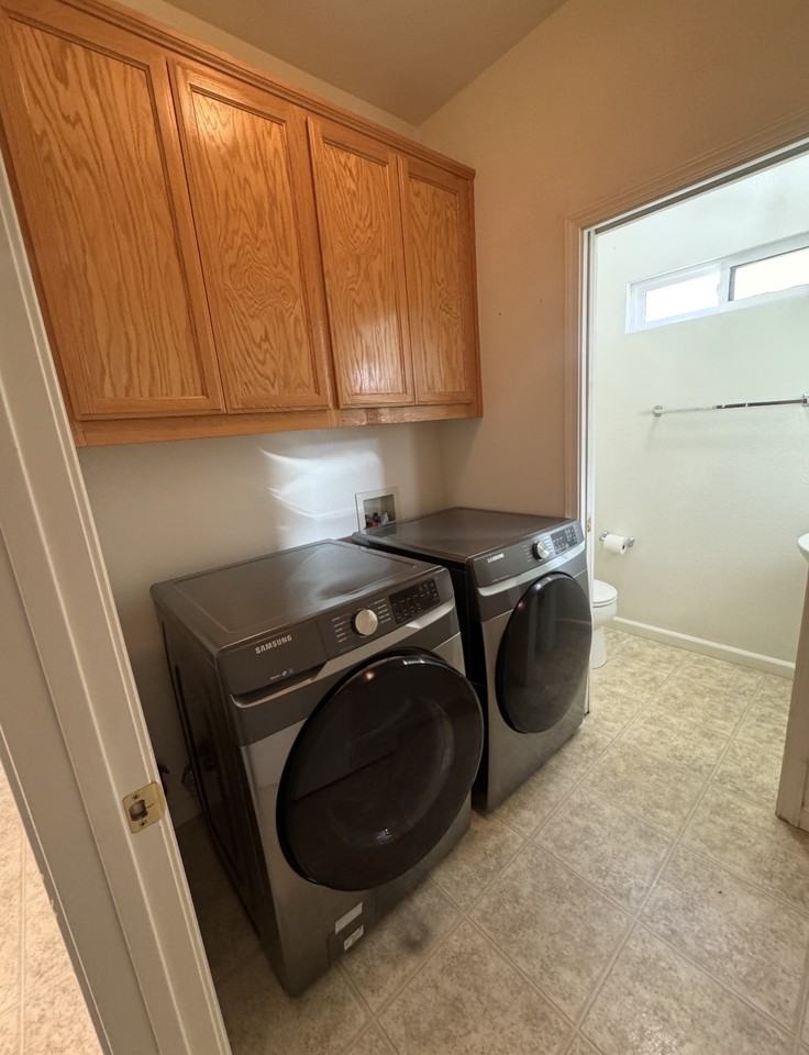 1318 Robinson Ln - Photo 7 of 28