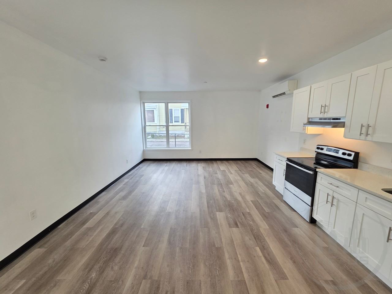415 Olo St - Photo 2 of 11