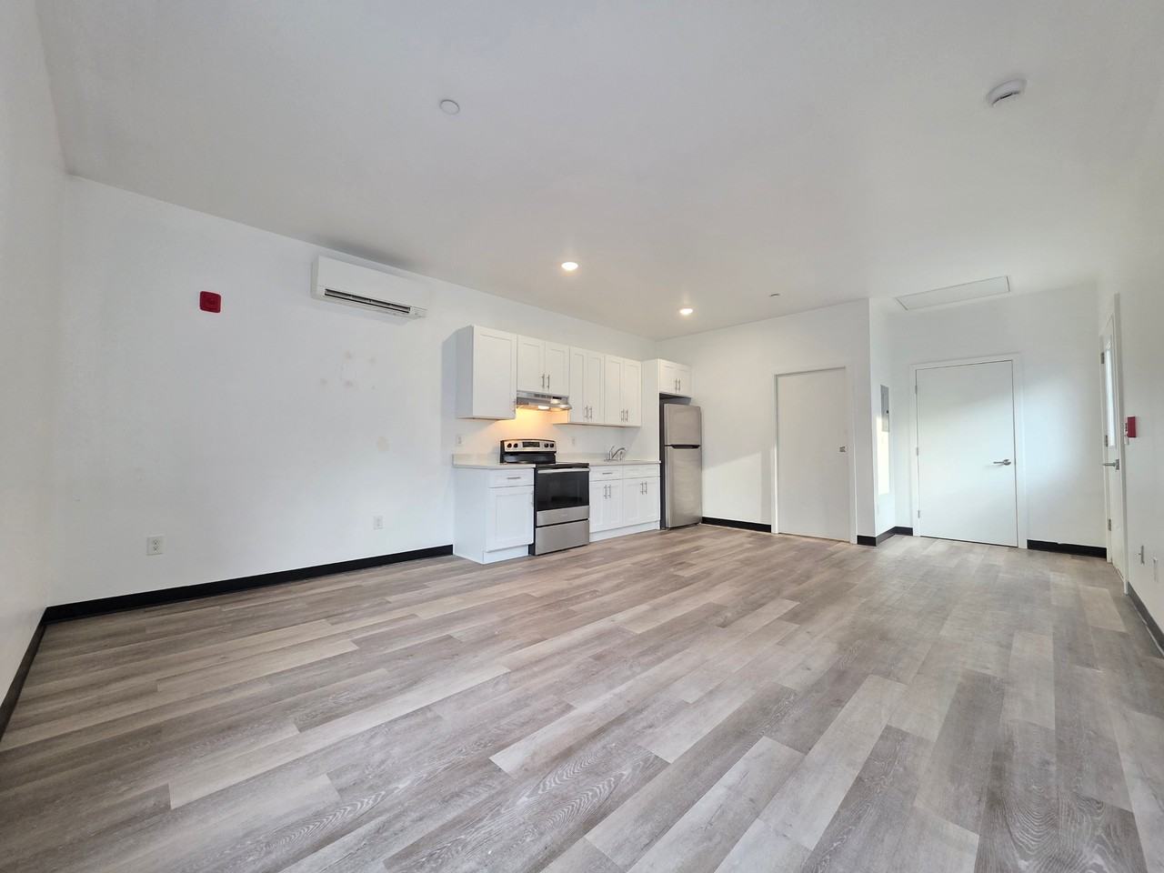 415 Olo St - Photo 3 of 11